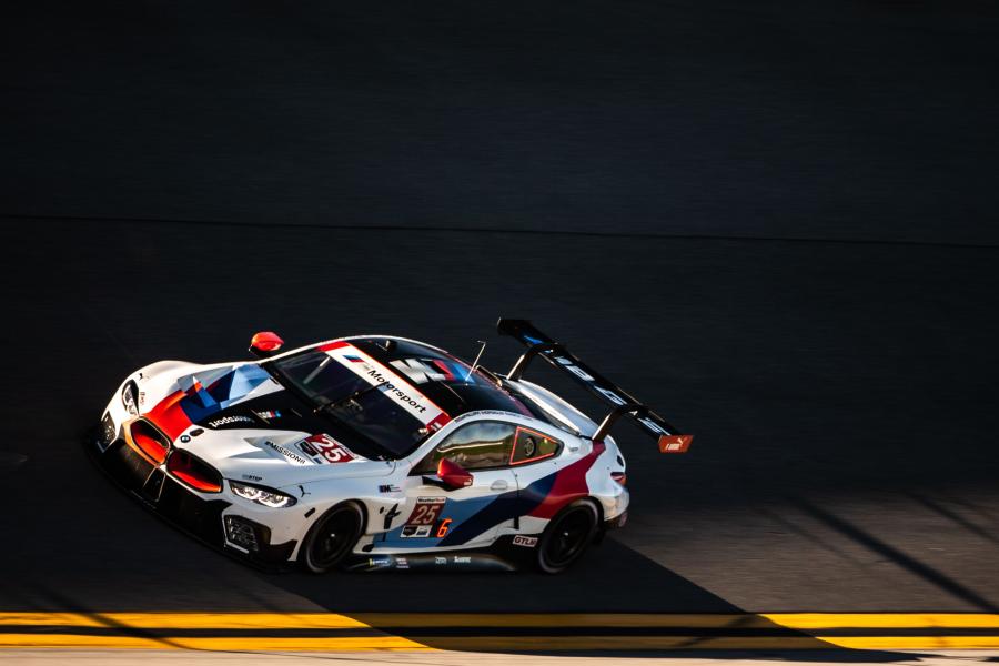  BMW M8 GTE (F92) 2020 года  (фото 2 из 9)